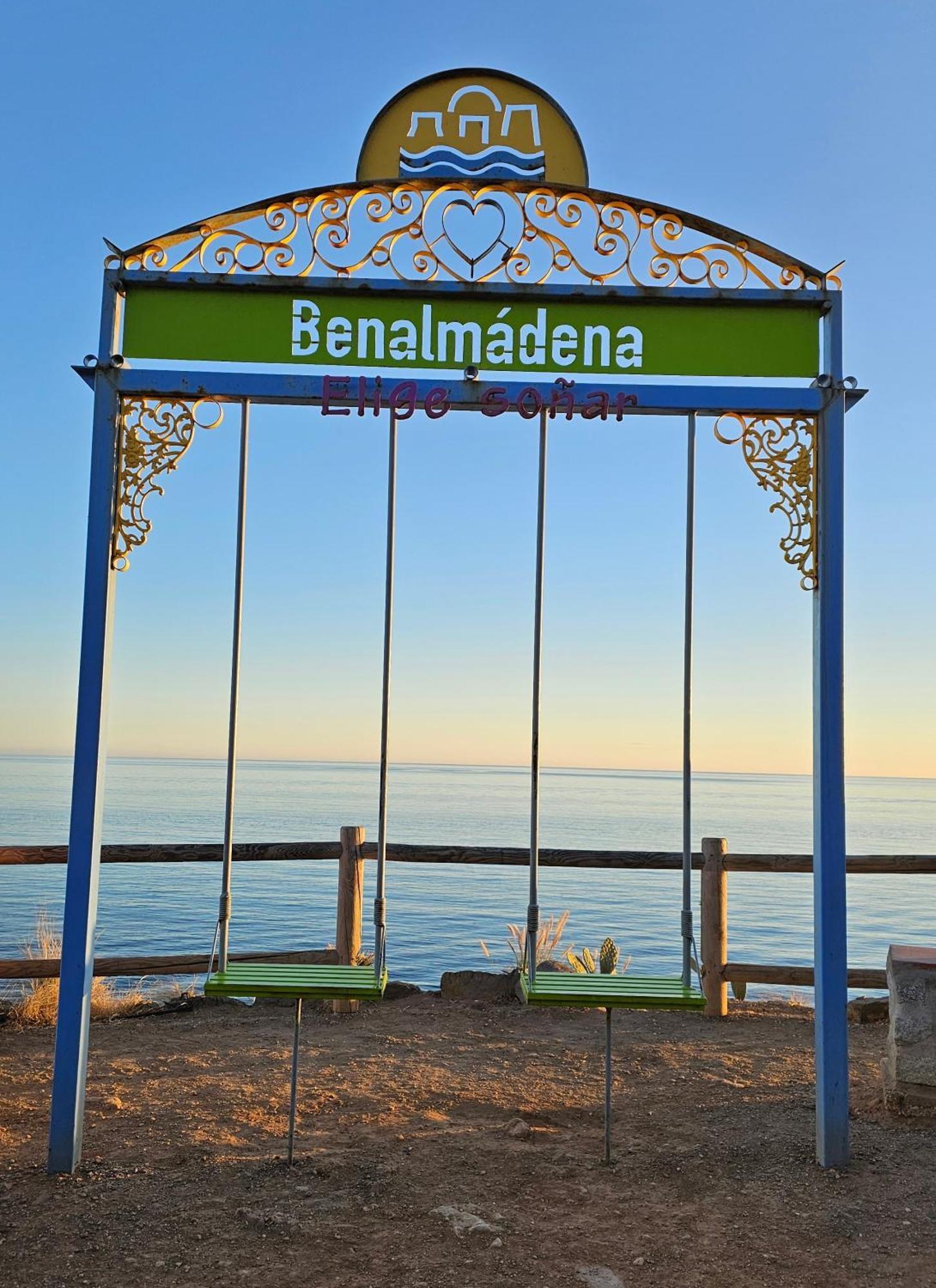 Apartamento Entero, Enormes Piscinas, Terraza Y Playa Benalmádena Εξωτερικό φωτογραφία
