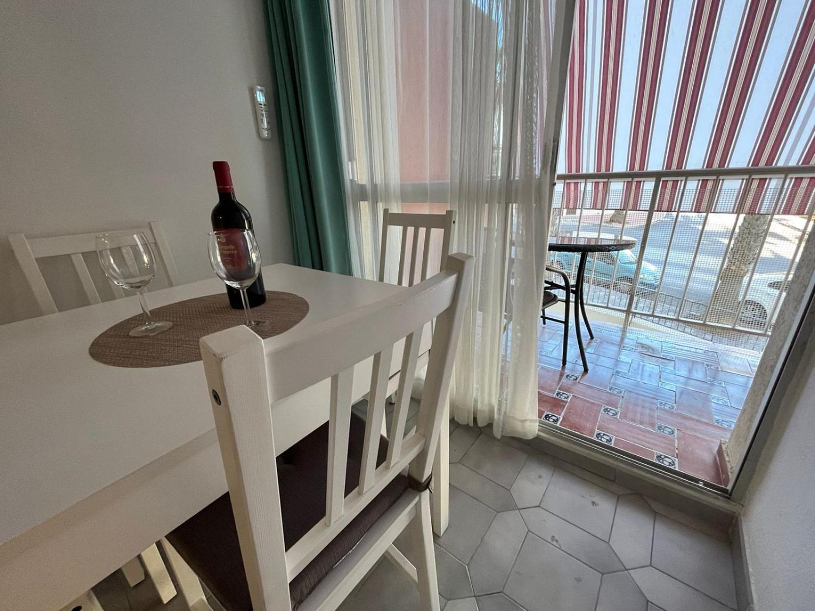 Apartamento Entero, Enormes Piscinas, Terraza Y Playa Benalmádena Εξωτερικό φωτογραφία